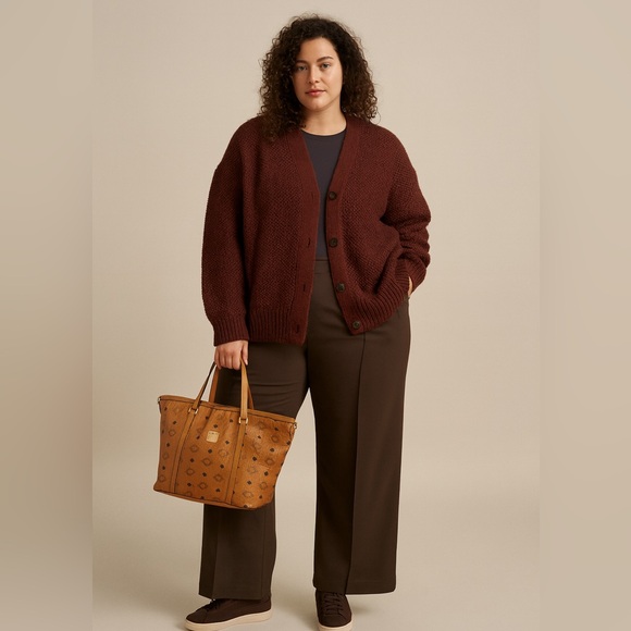 MCM Tan Tote Bag with Iconic Monogram Print - Picture 1 of 14